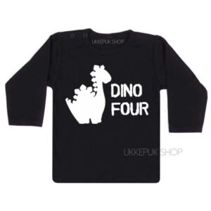 shirt-naam-kind-4-jaar-dino-four-2