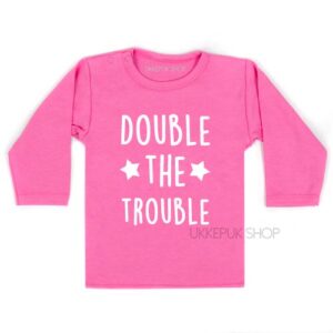 shirt-tweeling-tweelingen-baby-kind-peuter-kleuter-double-the-trouble-sterren-roze
