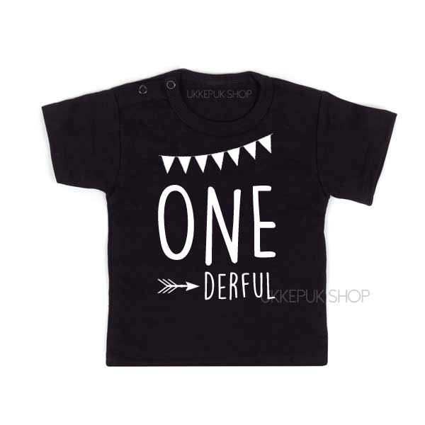 shirt-verjaardag-jarig-1-one-jaar-verjaardagsshirt-one-derful-zwart