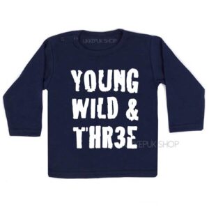 shirt-young-wild-three-verjaardag-jarig-shirt-drie-jaar-feest-kinderfeest-kleuter-blauw